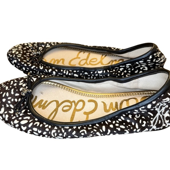 Sam Edelman Women’s Size 8 Black White Real Dyed Calf Fur Leather Ballet Flats - Picture 3 of 5